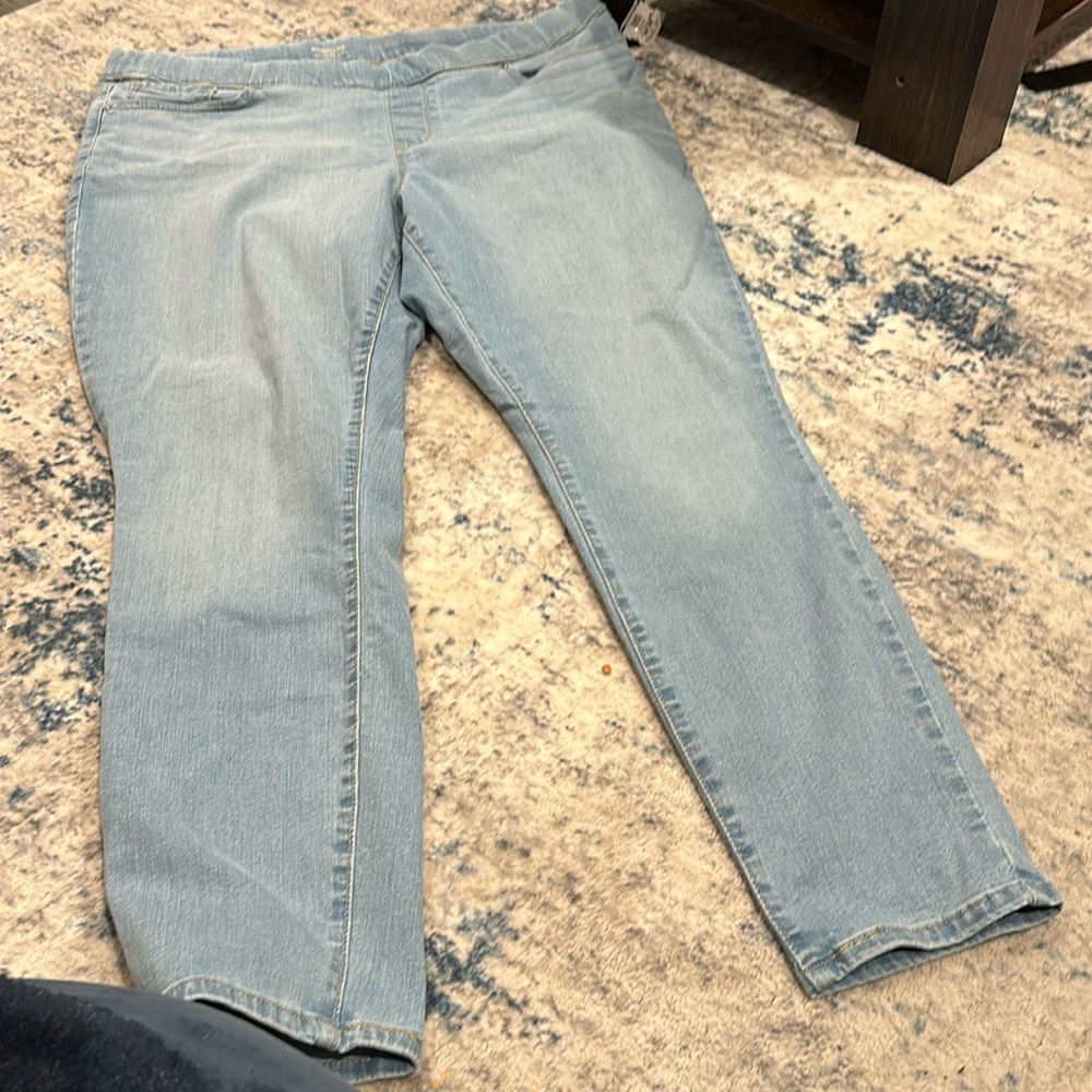 Levi pull on skinny